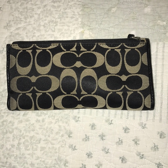 Coach Wallet - Picture 2 of 7